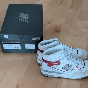 BNIB - New Balance Men's 650 White and Red Sneakers